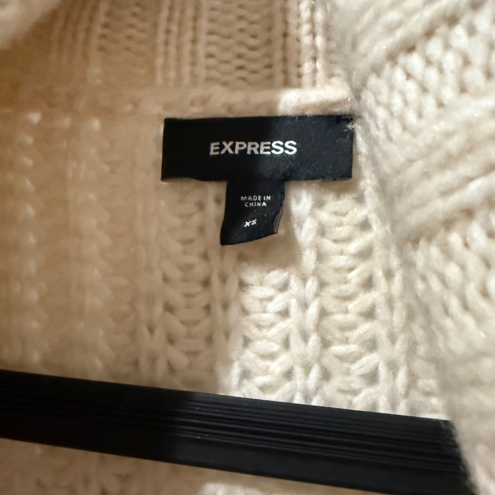 Express Shawl - Picture 9 of 9